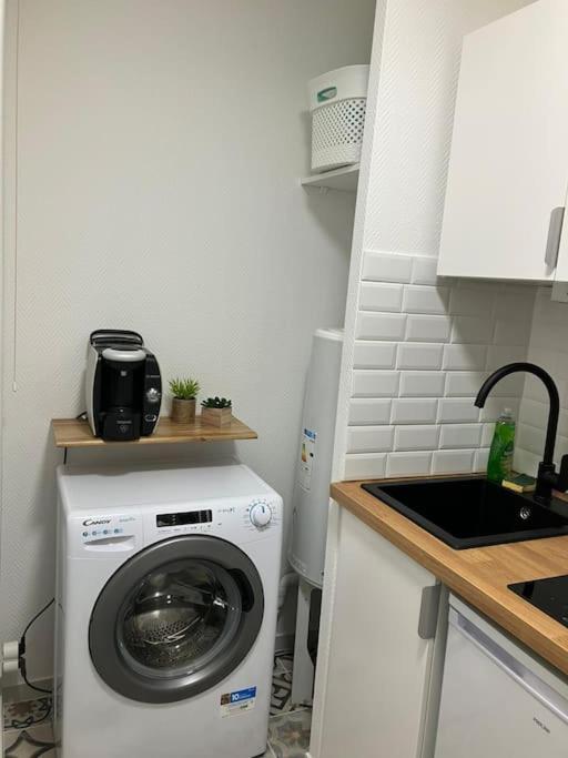 Studio Cosy 12 Min Arc De Triomphe Apartment Rueil-Malmaison Luaran gambar