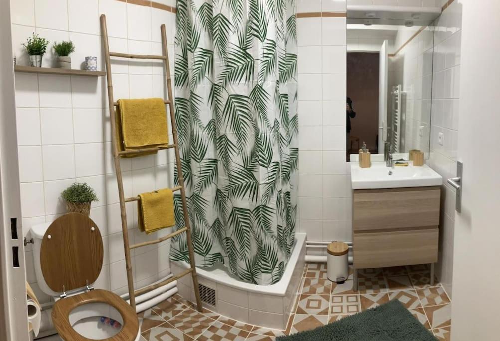 Studio Cosy 12 Min Arc De Triomphe Apartment Rueil-Malmaison Luaran gambar